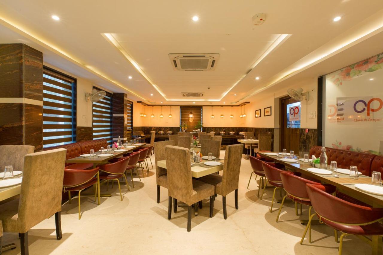 The Vegas By De Pavilion, Delhi Airport Экстерьер фото